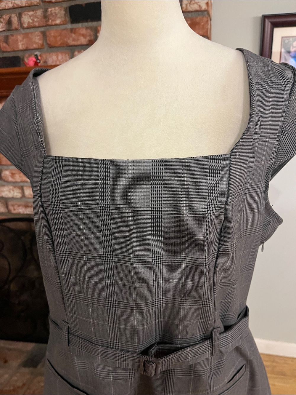 A New Day Gray Plaid Sheath Dress Size XL | NWT | Belted Workwear Chic - Picture 4 of 8